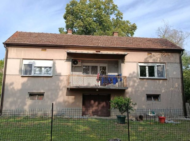 KUĆA-LEŽIMIR-PLAC 2100m2