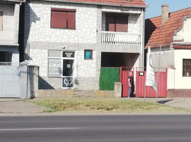 KUĆA- LAĆARAK